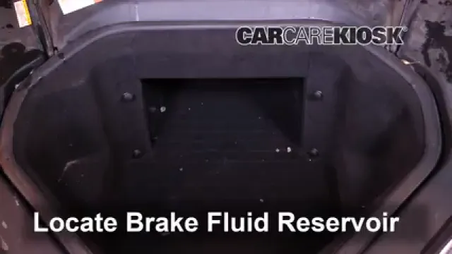 2014 Tesla S Electric Liquide de frein Ajouter du liquide